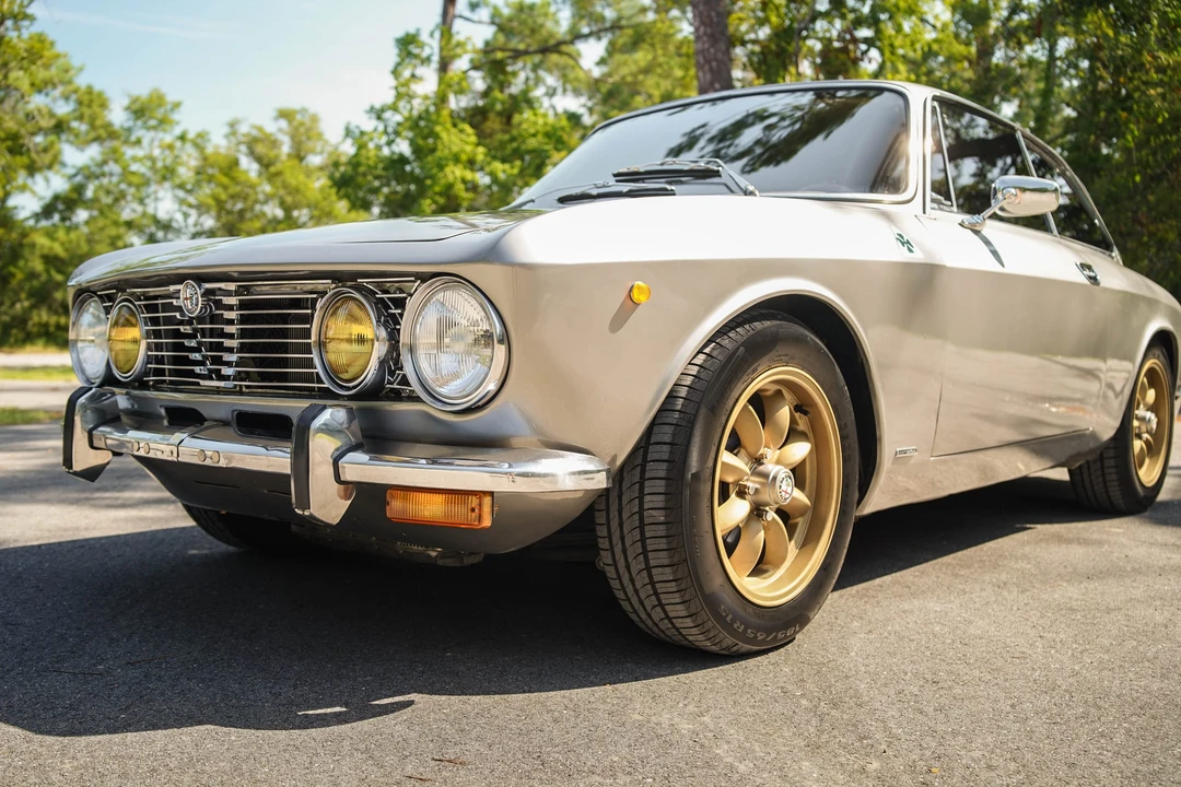 1971 Alfa Romeo 2000 GT Veloce - Image 2 of 31