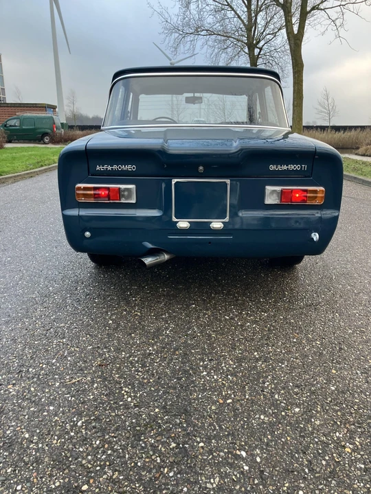 1971 Alfa Romeo Giulia GTC - Image 24 of 31