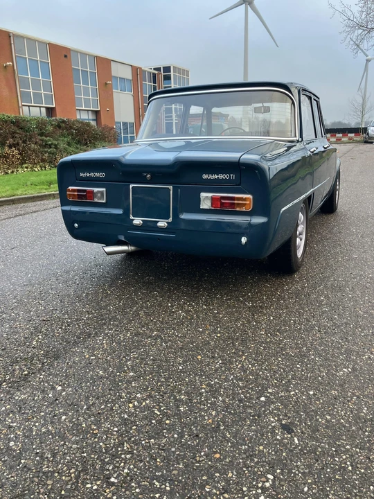 1971 Alfa Romeo Giulia GTC - Image 28 of 31