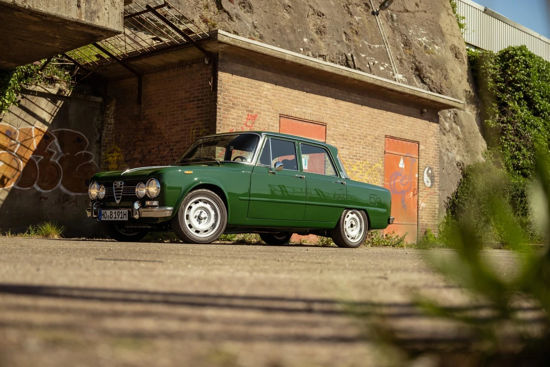 1971 Alfa Romeo 2000 GT Veloce - Image 8 of 31