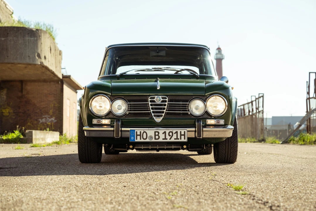 1971 Alfa Romeo 2000 GT Veloce - Image 5 of 31