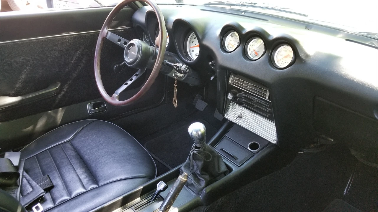 1971 Nissan Fairlady Z 1st Gen - Image 14 of 31