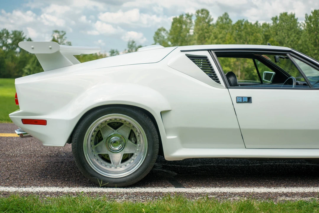 1971 DeTomaso Pantera - Image 16 of 31