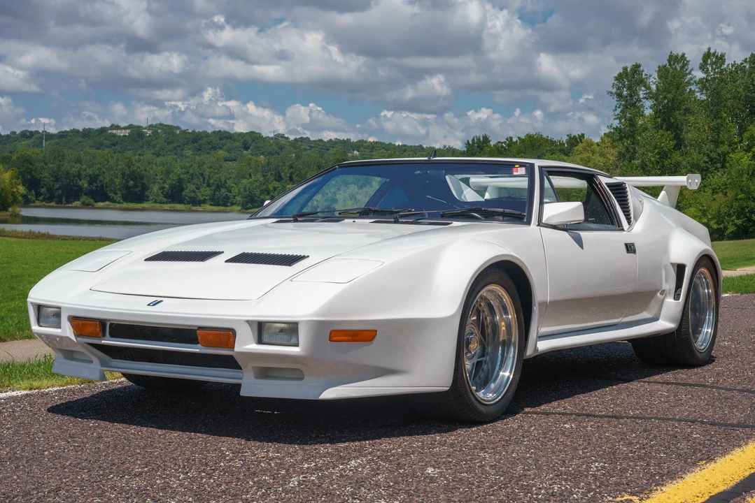 1971 DeTomaso Pantera - Image 2 of 31