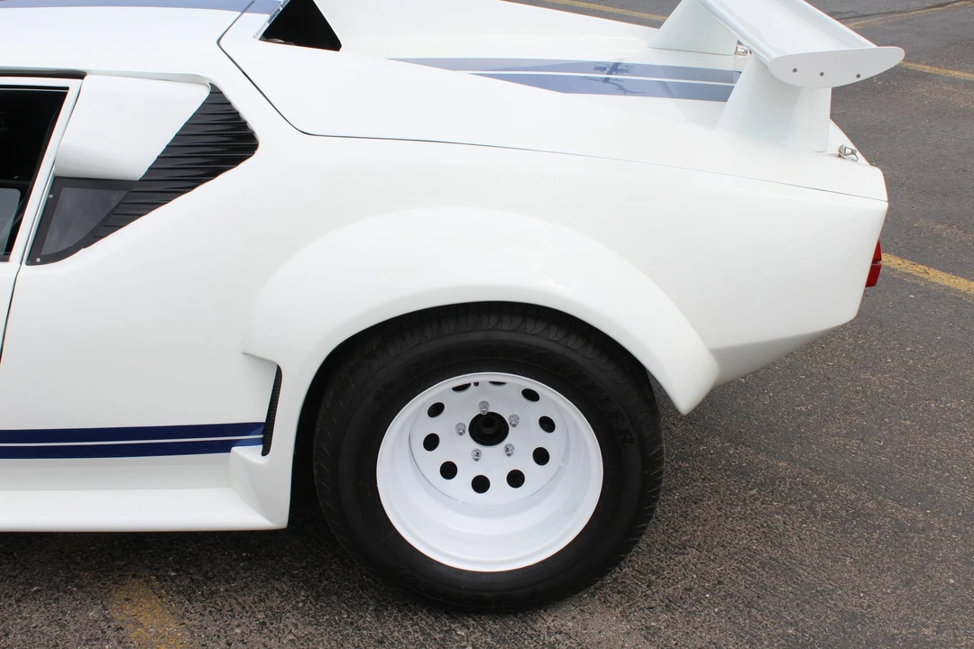 1971 DeTomaso Pantera - Image 26 of 31