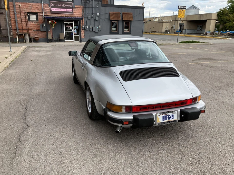 1971 Porsche 911 T F-Body LWB - Image 17 of 31