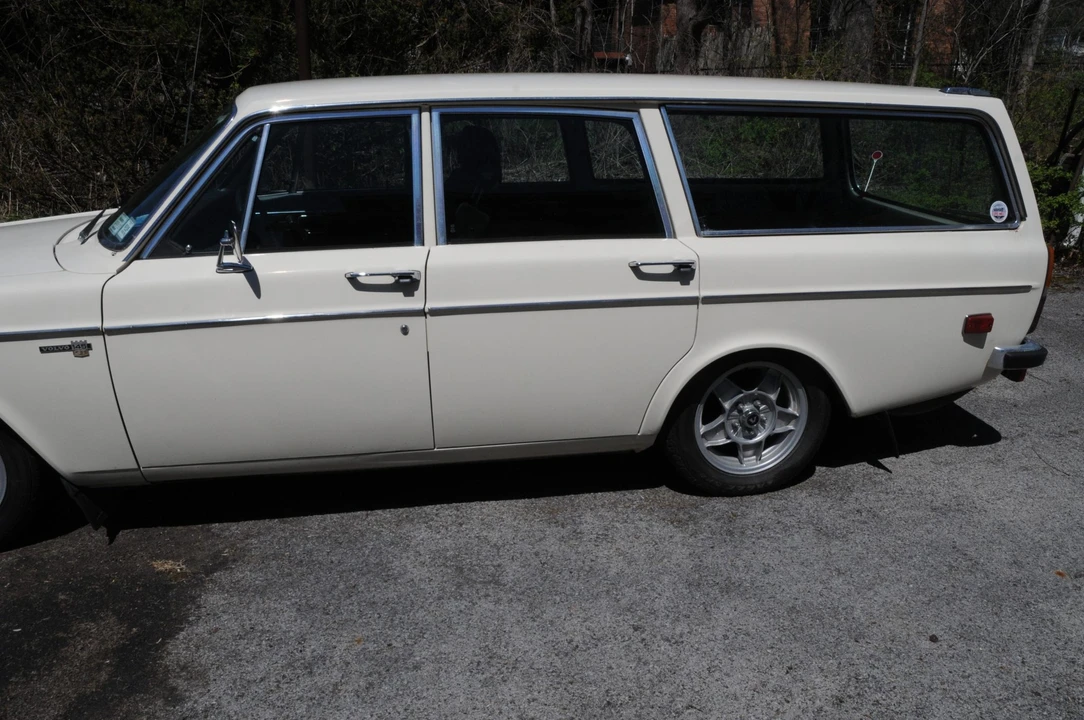 1971 Volvo 145 - Image 16 of 31