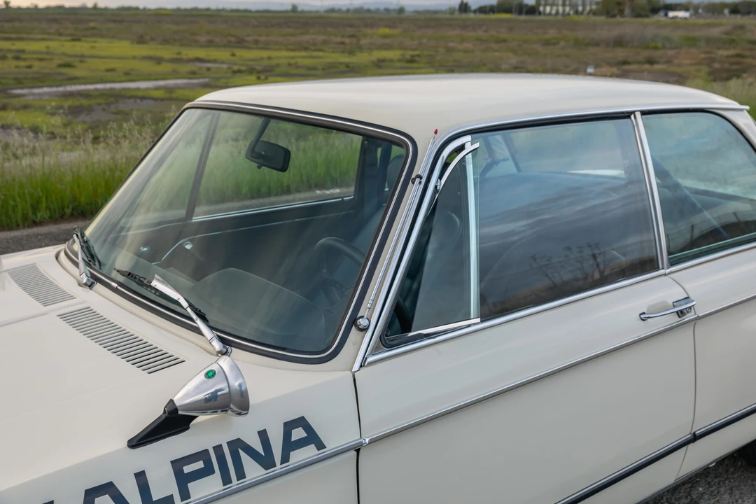 1972 BMW 2002 - Image 24 of 31