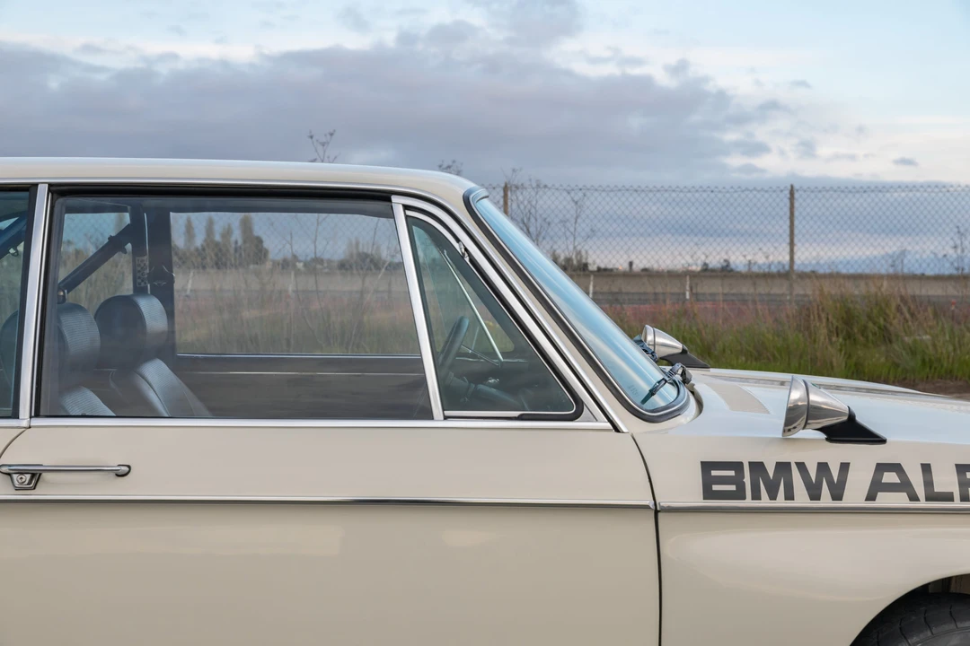 1972 BMW 2002 - Image 27 of 31