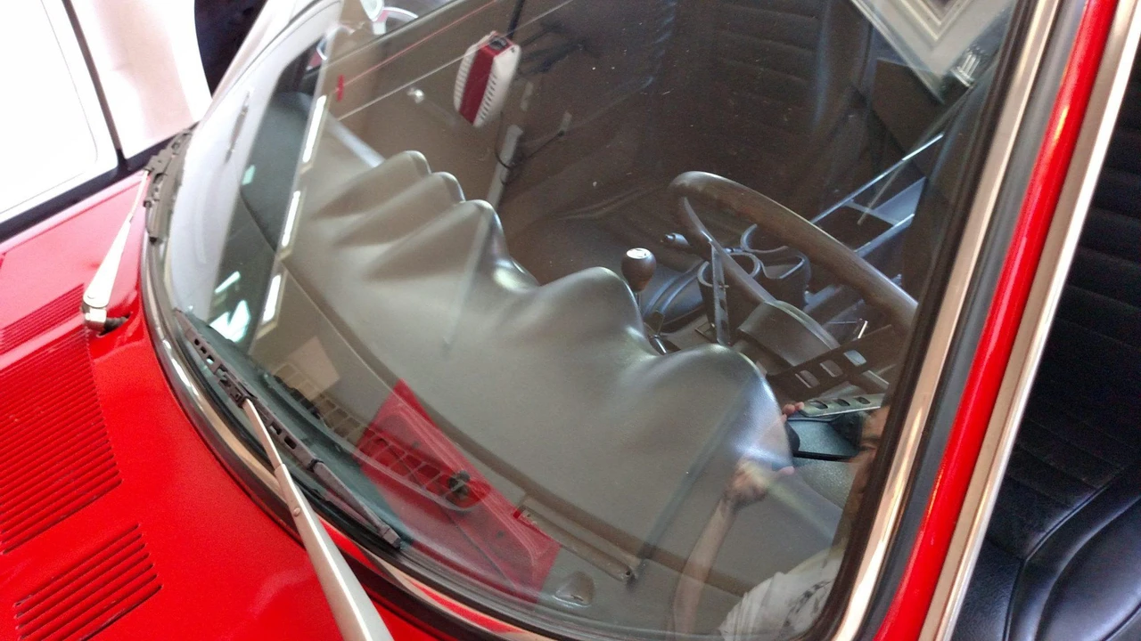 1972 Nissan Fairlady Z 1st Gen - Image 25 of 31