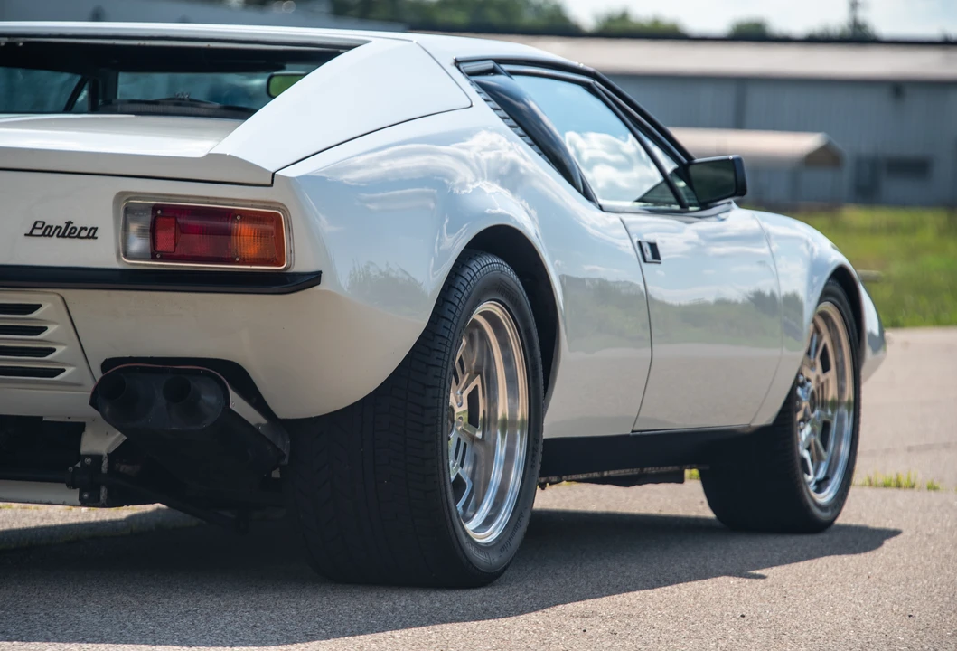1972 DeTomaso Pantera - Image 17 of 31