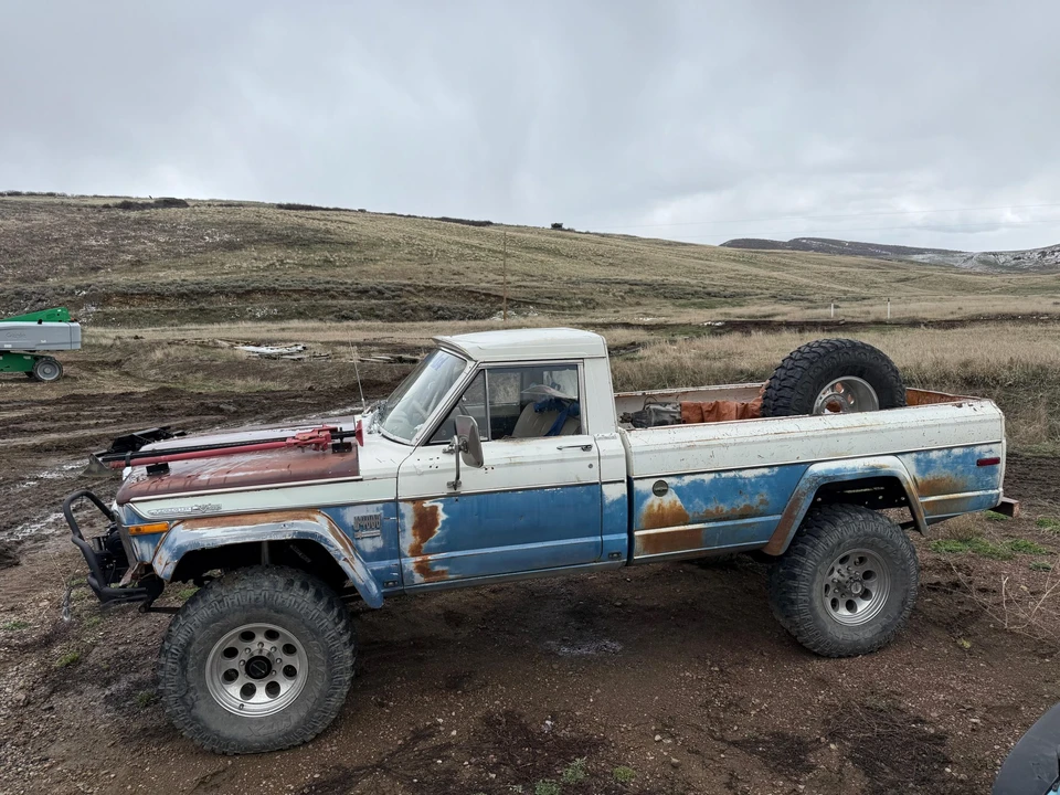 1972 Jeep SJ Gladiator - Image 9 of 31