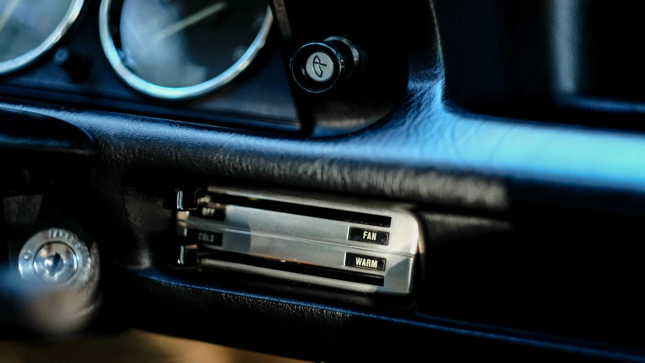 1973 BMW 2002 - Image 19 of 31
