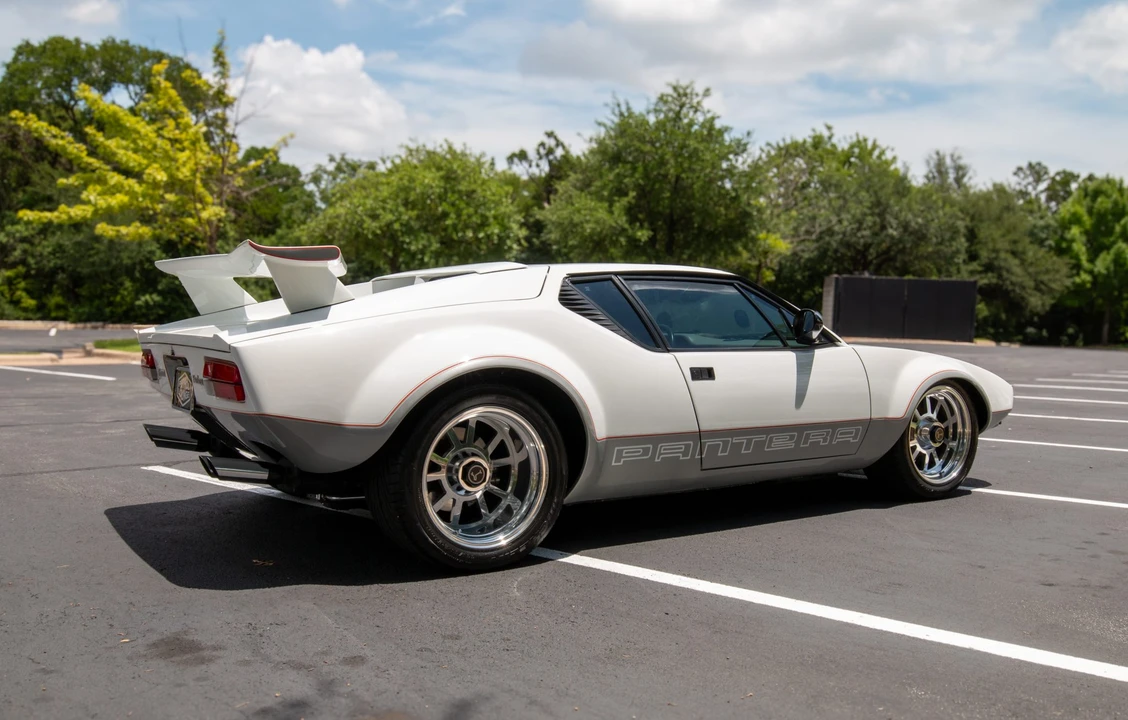 1973 DeTomaso Pantera - Image 15 of 31