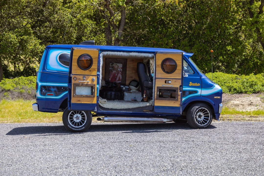 1973 Dodge Ram Van - Image 12 of 31