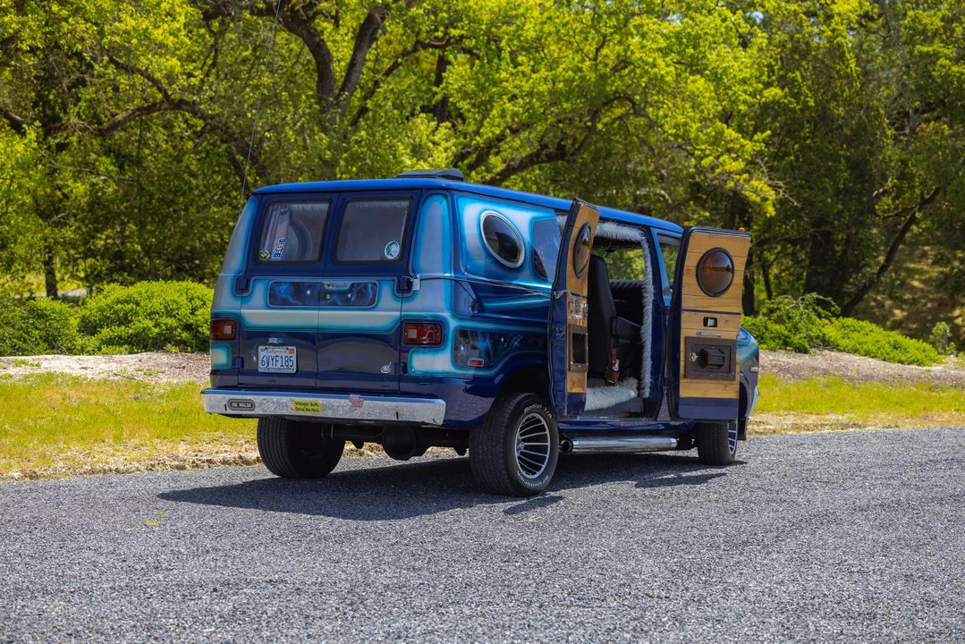 1973 Dodge Ram Van - Image 13 of 31