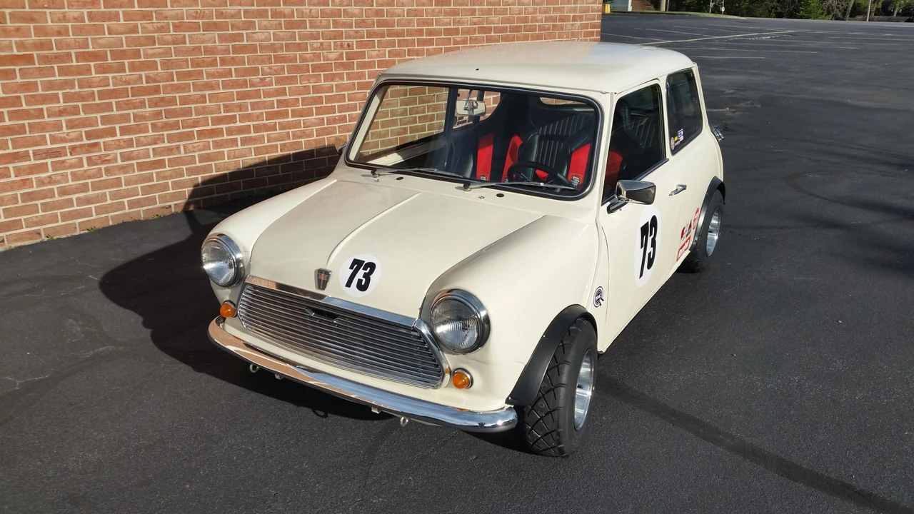 1973 Mini Mini Mark III - Image 2 of 31