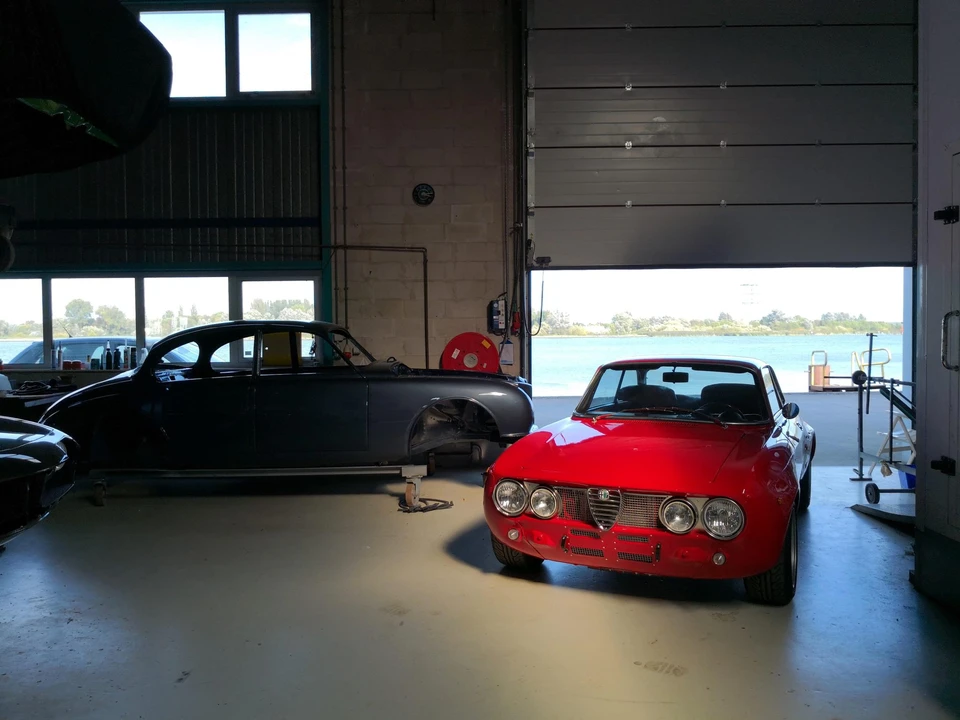 1975 Alfa Romeo GT 1300 Junior - Image 29 of 31