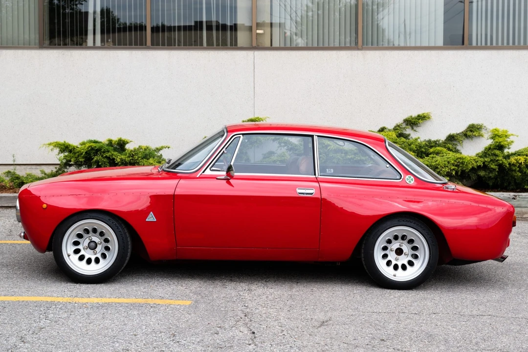 1975 Alfa Romeo GT 1300 Junior - Image 5 of 31