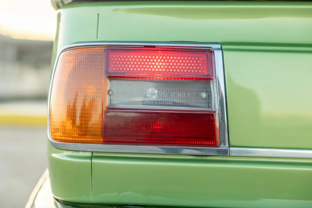 1975 BMW 2002 - Image 14 of 31