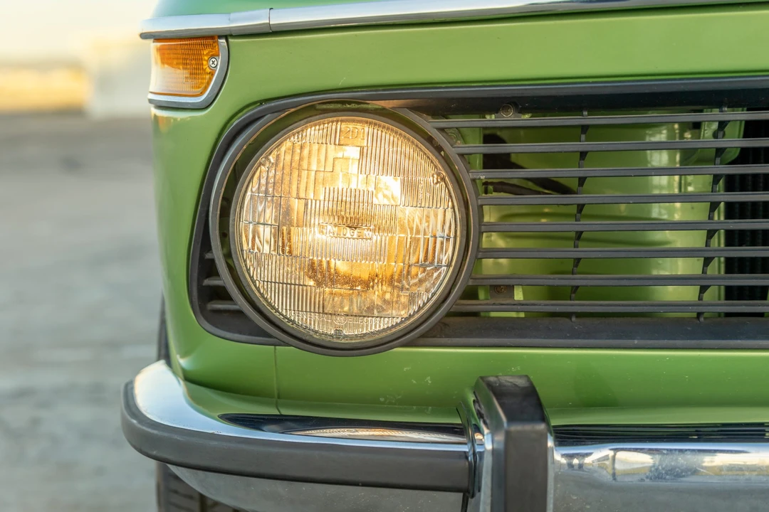 1975 BMW 2002 - Image 12 of 31