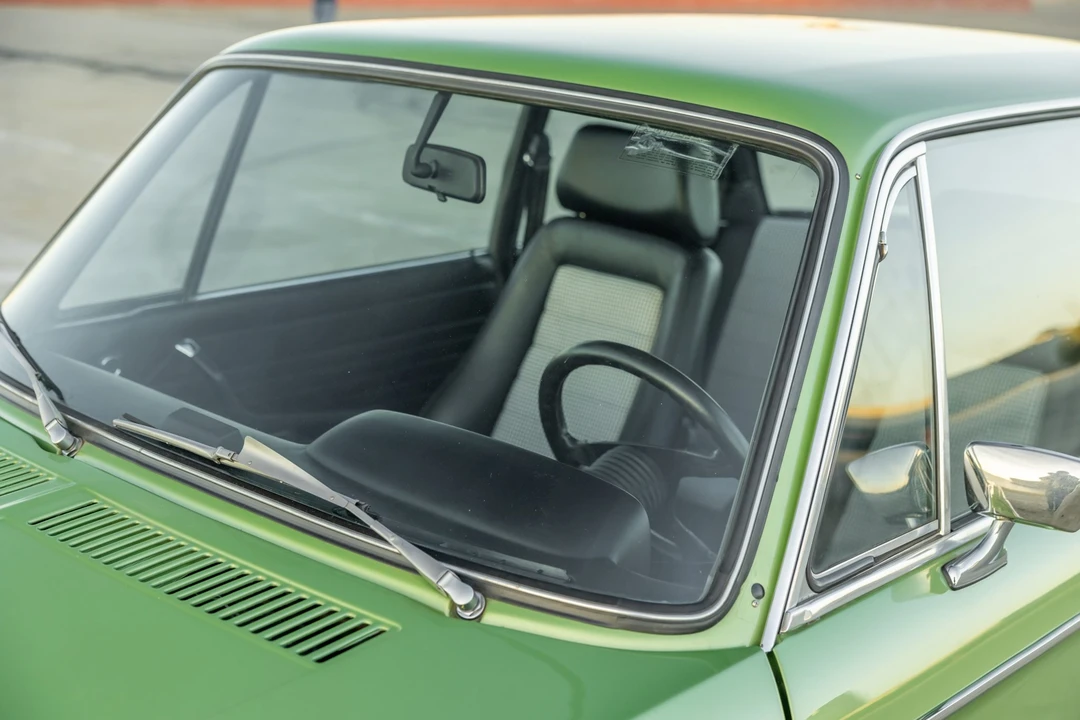 1975 BMW 2002 - Image 19 of 31