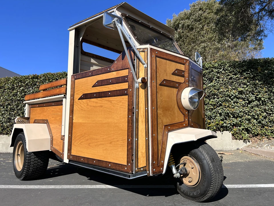 1975 Cushman - Image 9 of 31