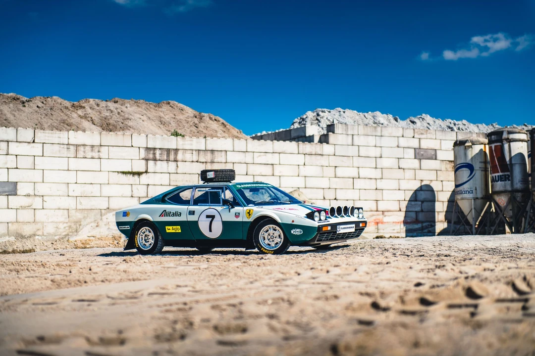 1975 Ferrari 308 GT4 - Image 11 of 31