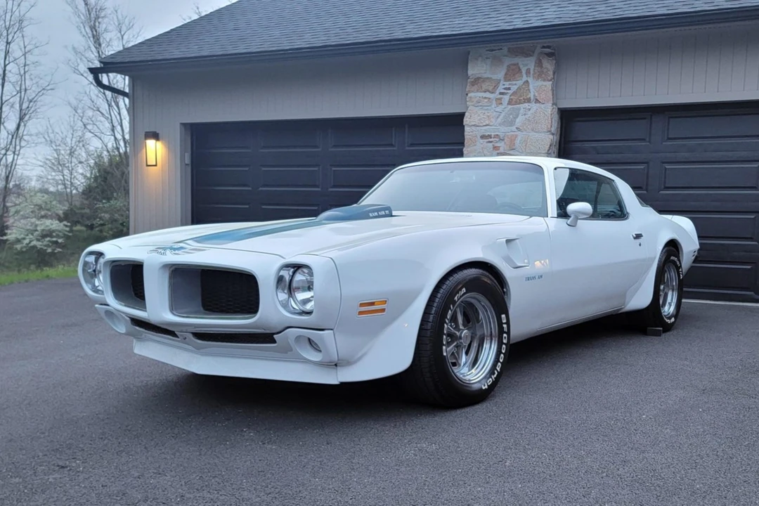 1975 Pontiac Firebird Trans Am 2nd Gen - Image 5 of 31