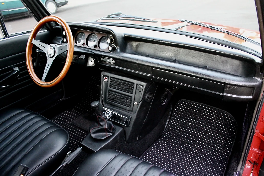 1976 BMW 2002 - Image 26 of 31