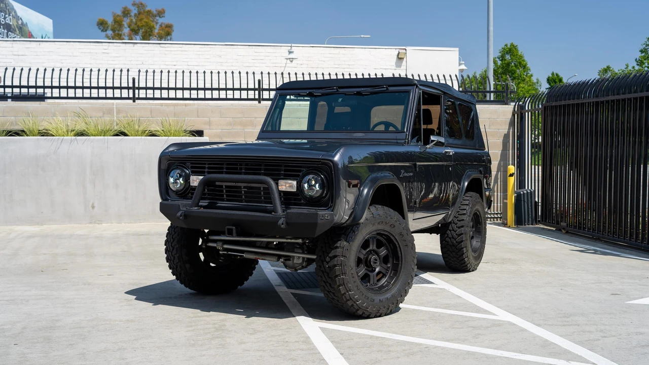 1976 Ford Bronco 1st Gen - Image 5 of 31