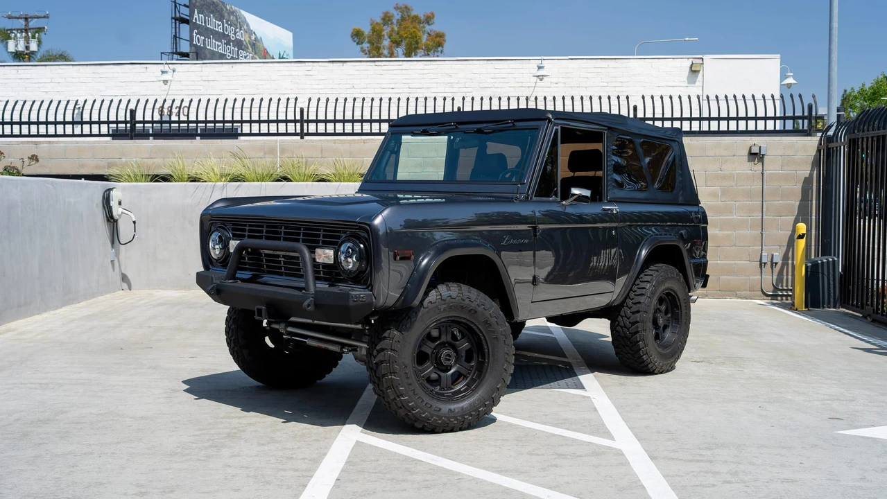 1976 Ford Bronco 1st Gen - Image 10 of 31