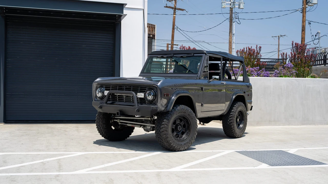 1976 Ford Bronco 1st Gen - Image 9 of 31