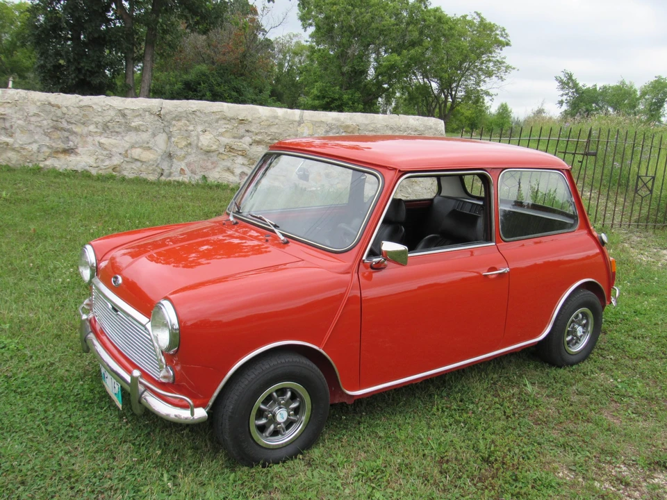 1977 Mini Mini Mark IV - Image 2 of 31