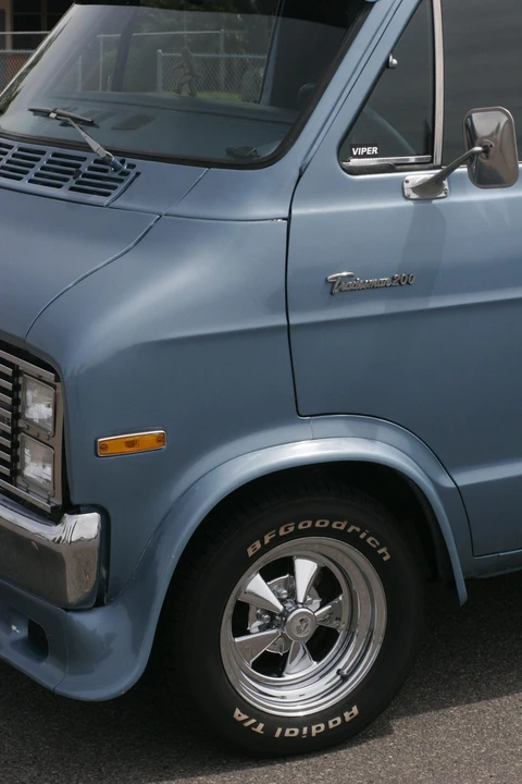 1977 Dodge Ram Van - Image 24 of 31