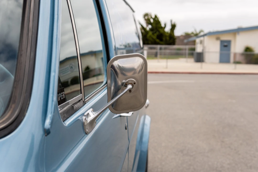 1977 Dodge Ram Van - Image 25 of 31