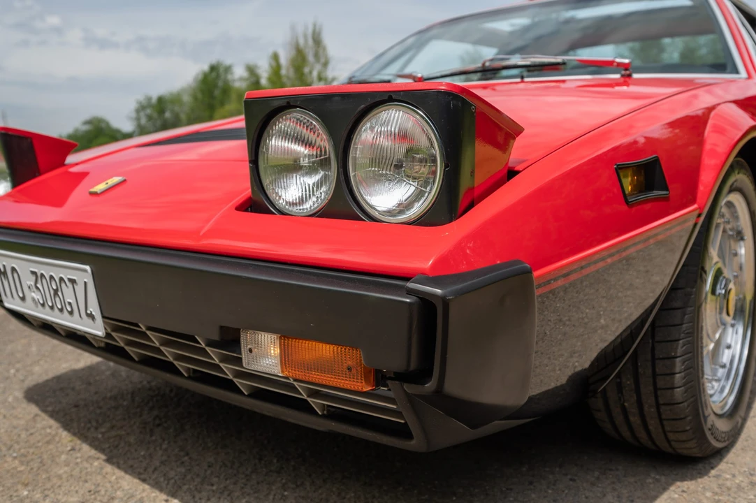 1979 Ferrari 308 GT4 - Image 29 of 31