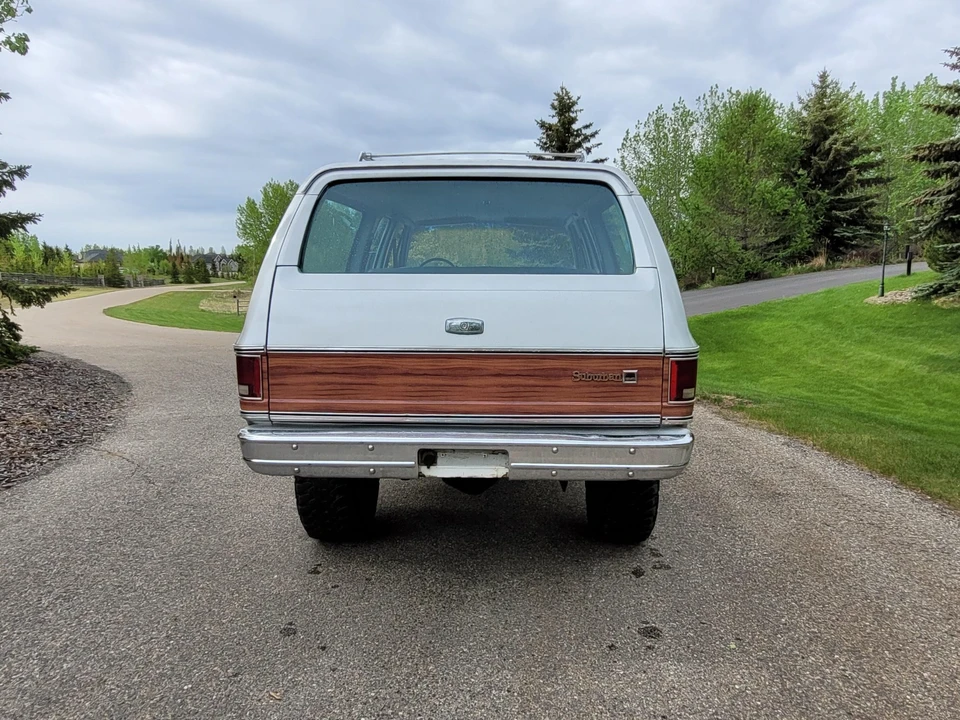 1979 GMC Suburban 7th Gen - Image 8 of 31