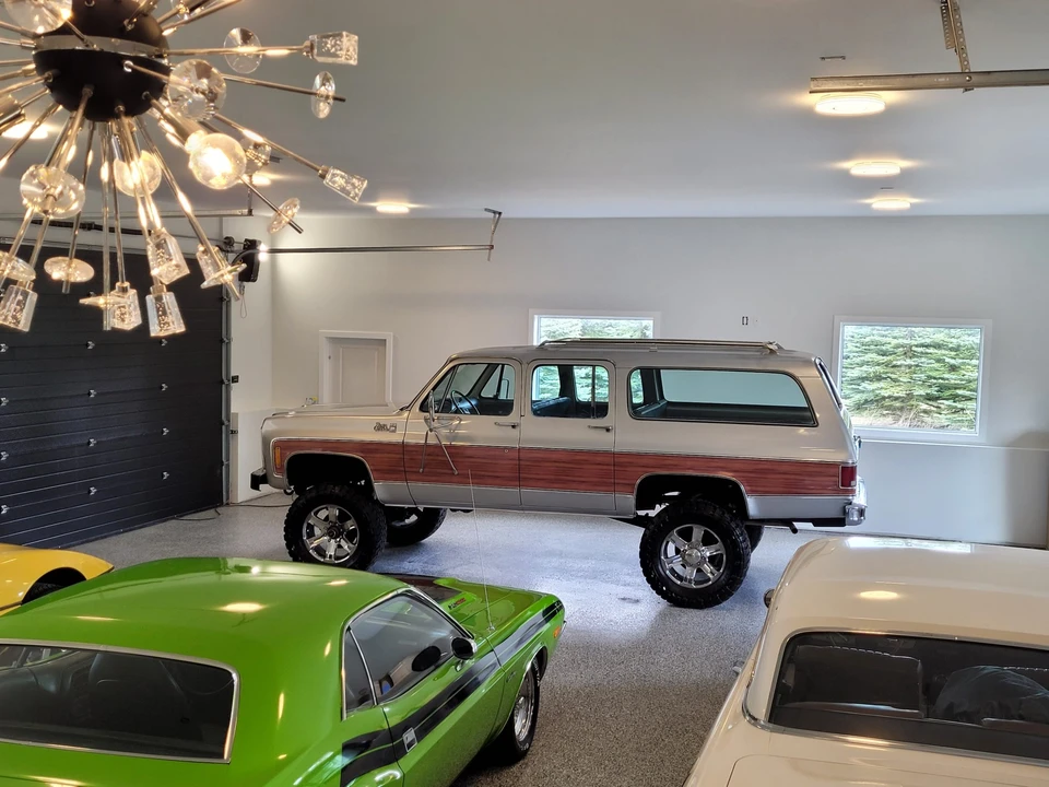 1979 GMC Suburban 7th Gen - Image 18 of 31