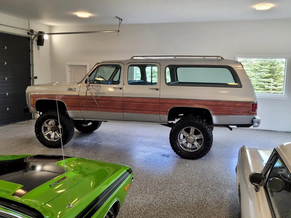 1979 GMC Suburban 7th Gen - Image 17 of 31