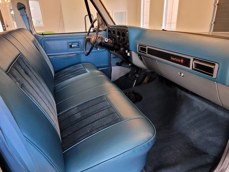 1979 GMC Suburban 7th Gen - Image 30 of 31