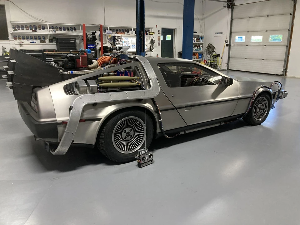 1981 DeLorean DMC-12 - Image 16 of 31