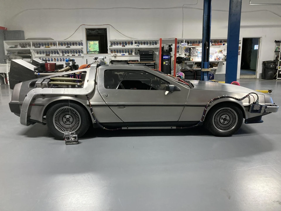 1981 DeLorean DMC-12 - Image 17 of 31