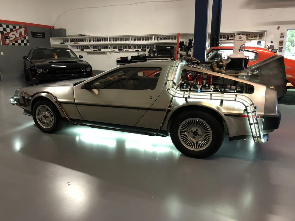1981 DeLorean DMC-12 - Image 23 of 31