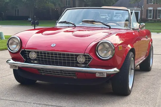 1982 Fiat 124 Spider 2000