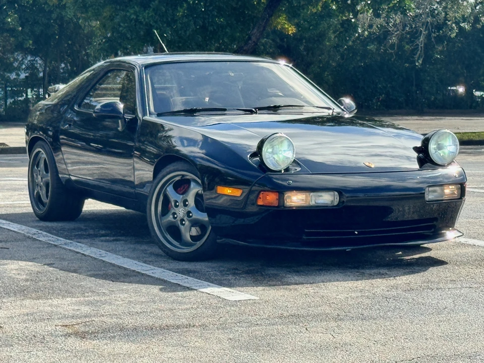 1982 Porsche 928 - Image 24 of 31