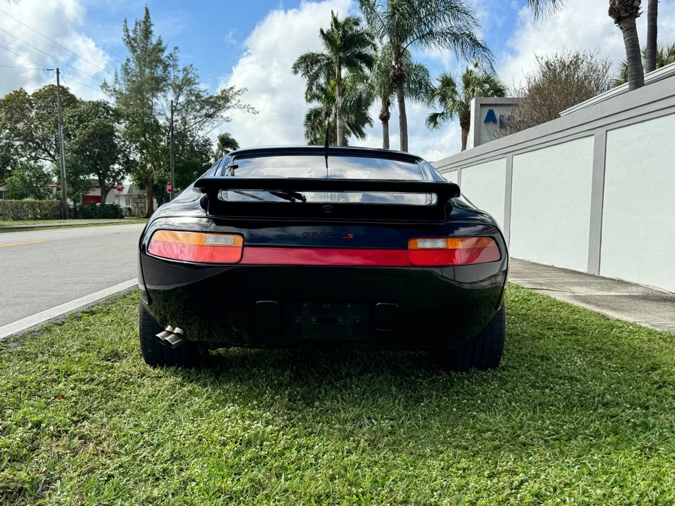 1982 Porsche 928 - Image 14 of 31