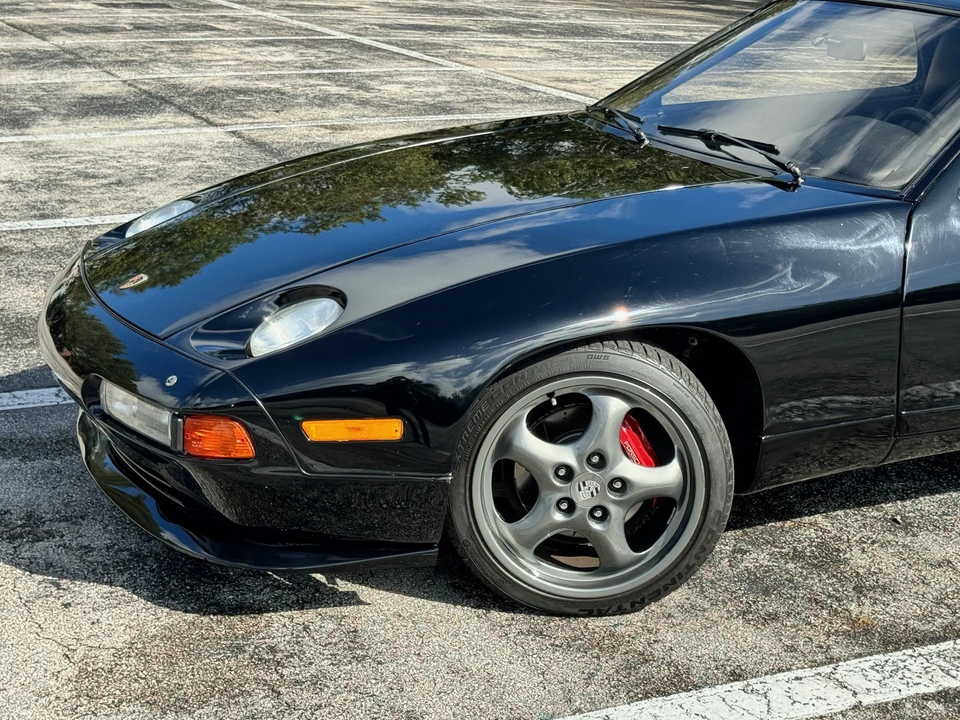 1982 Porsche 928 - Image 29 of 31