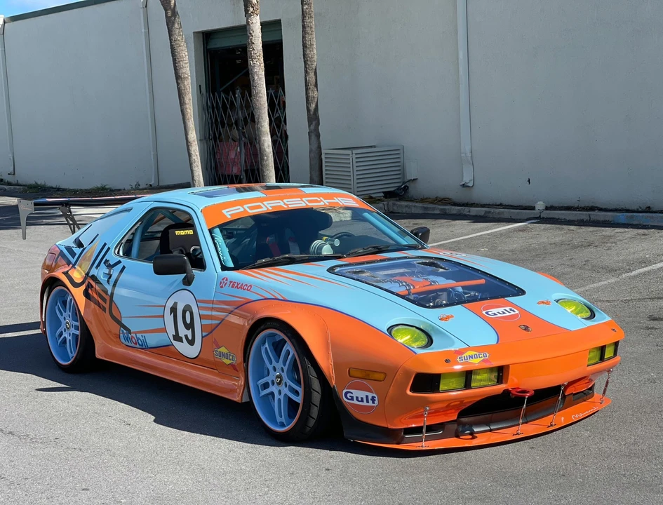 1982 Porsche 928 - Image 4 of 31