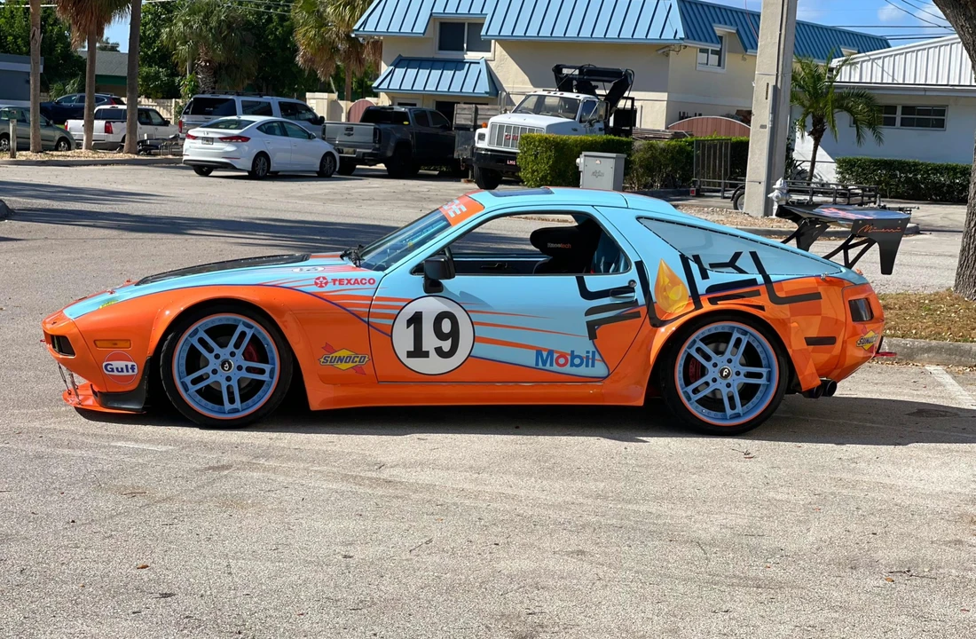 1982 Porsche 928 - Image 22 of 31